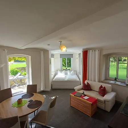 Plantagengut Hosterwitz Guest house