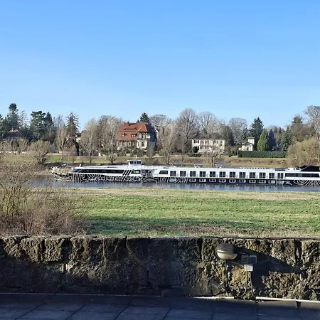 Plantagengut Hosterwitz 3* 德累斯顿