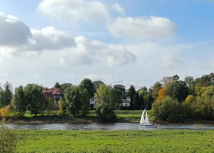 Πανσιόν Plantagengut Hosterwitz 3*